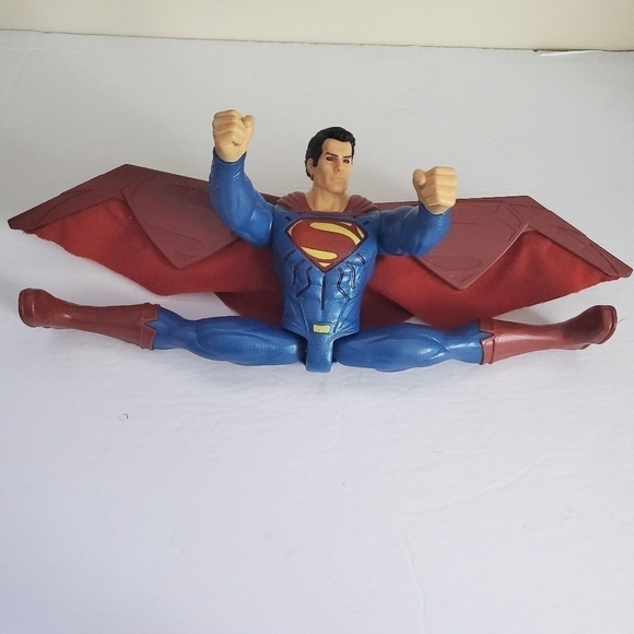 RARE Superman Mattel 12 Inches Action Figure With Retractable Wings - Picture 8 of 12